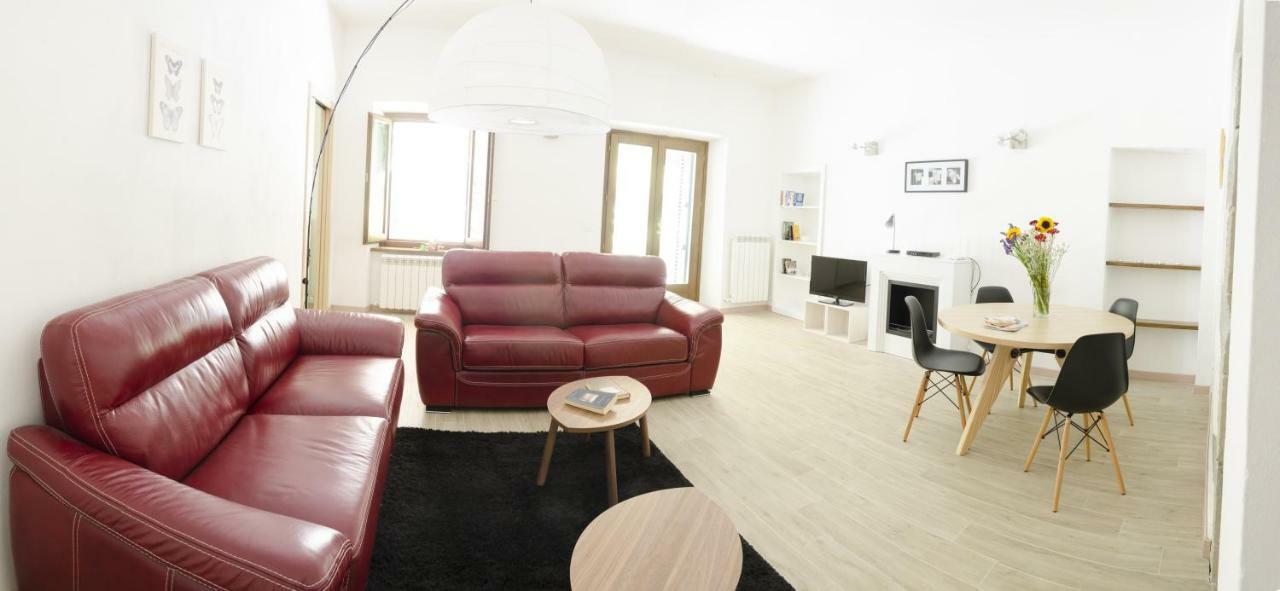 Monnalisa Apartment Castiglione di Garfagnana Bagian luar foto