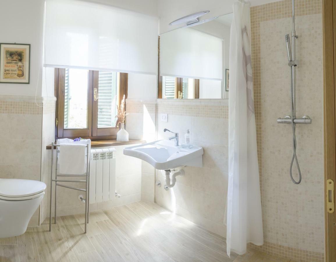 Monnalisa Apartment Castiglione di Garfagnana Bagian luar foto
